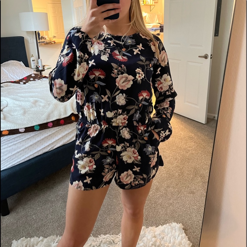 One clothing M long sleeved navy flowery romper